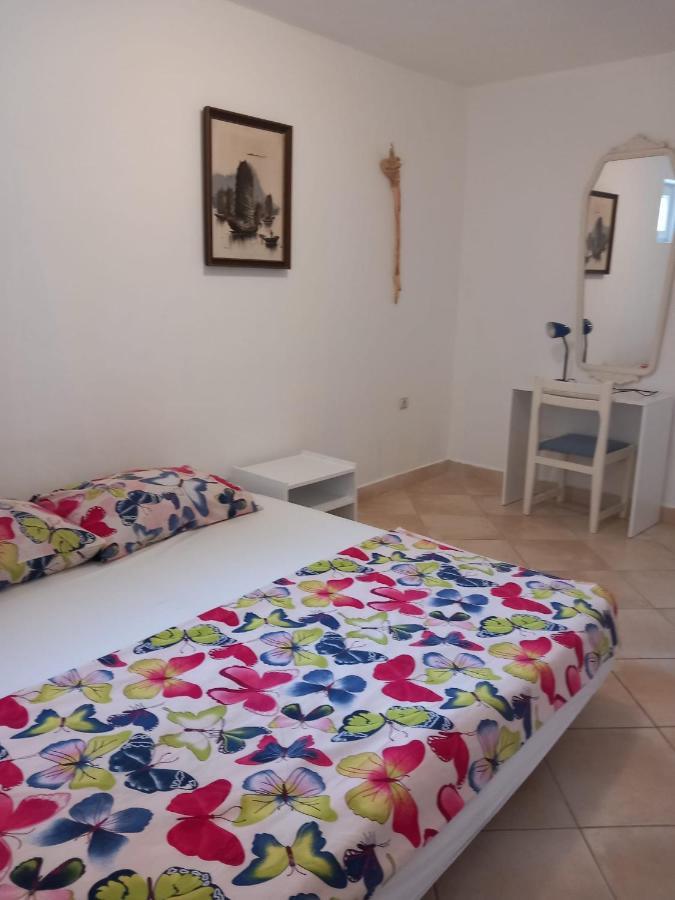 גורני קרין Karin Apartmani Hani מראה חיצוני תמונה